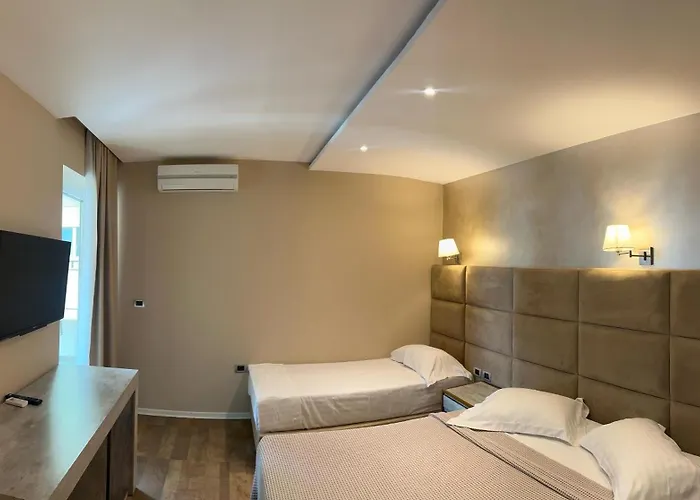 Hotel Blue Marine Shkallnur