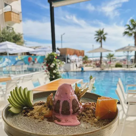 Blue Marine Hotel Shkallnur
