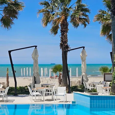 Blue Marine Hotel