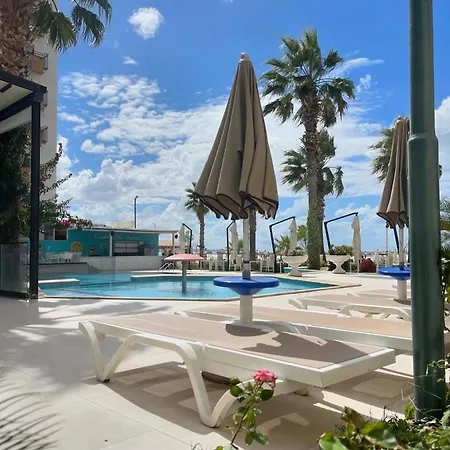 Blue Marine Hotel 4*