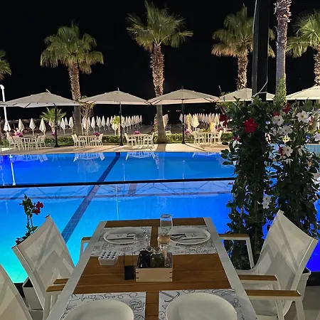 Blue Marine Hotel