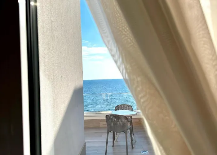 Blue Marine Hotel 4*